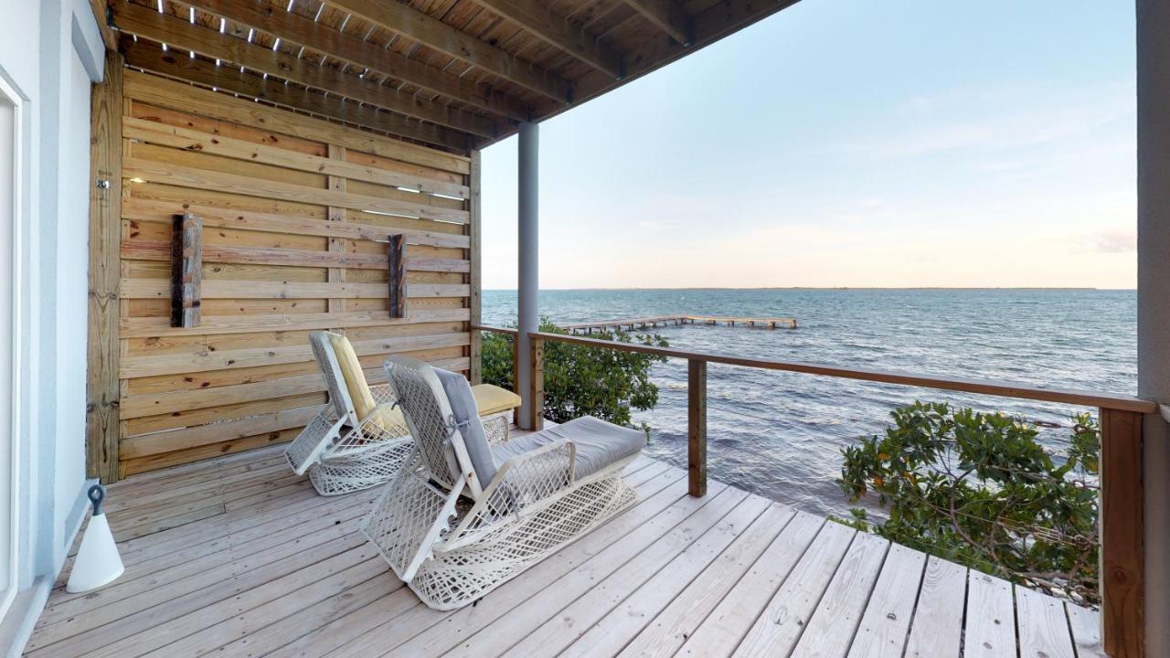 Thatch Caye Resort A Muy'Ono Resort Hopkins Eksteriør billede
